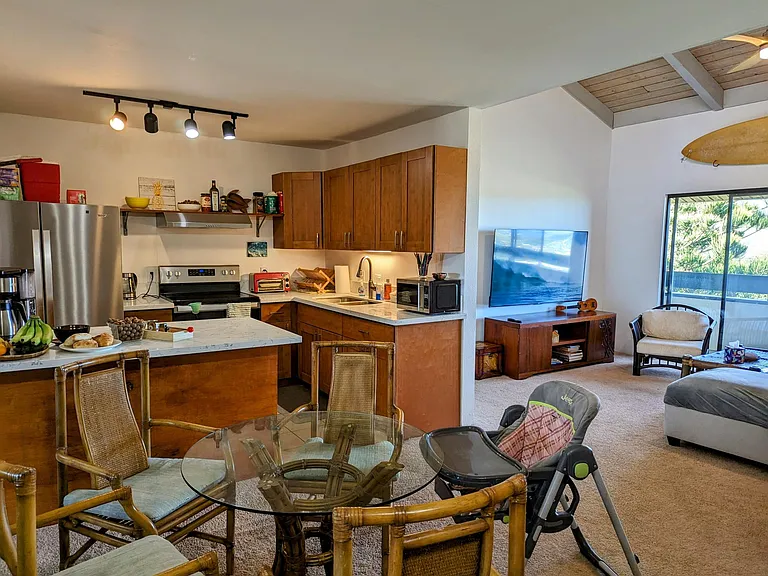 2180 W Vineyard St #306 — Photo 3