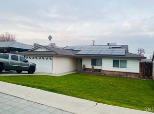 202 E Warren St, Taft, CA 93268