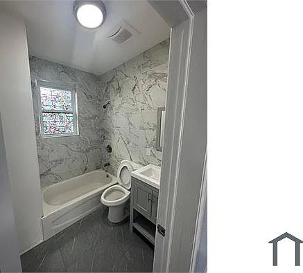 3rd image of 921 Post Ave Floor 2