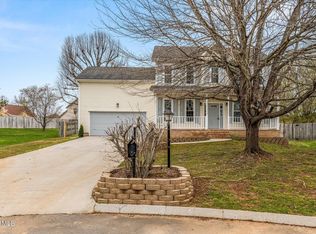 3700 Stonegate Ln, Powell, TN 37849