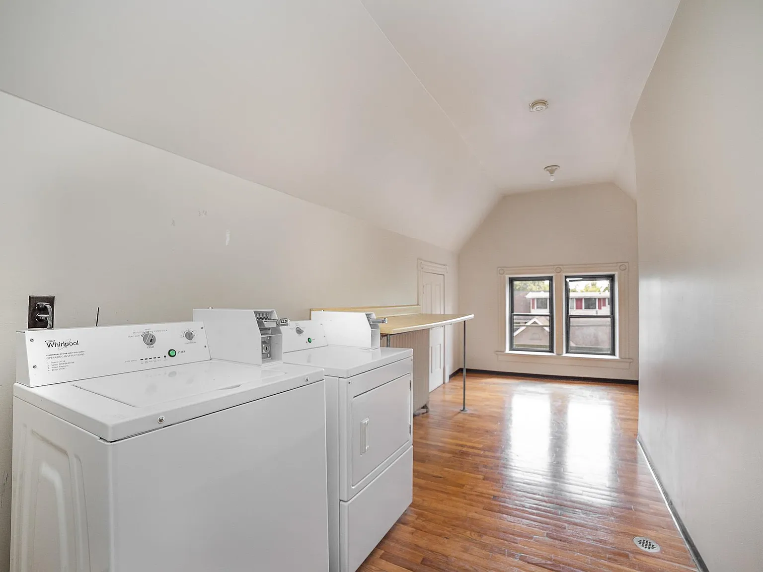 1 bed, 297 sqft, $475 — Photo 2