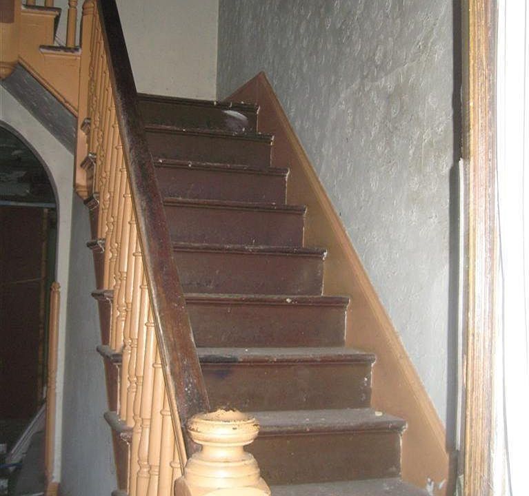 2nd image of 1619 Monroe St