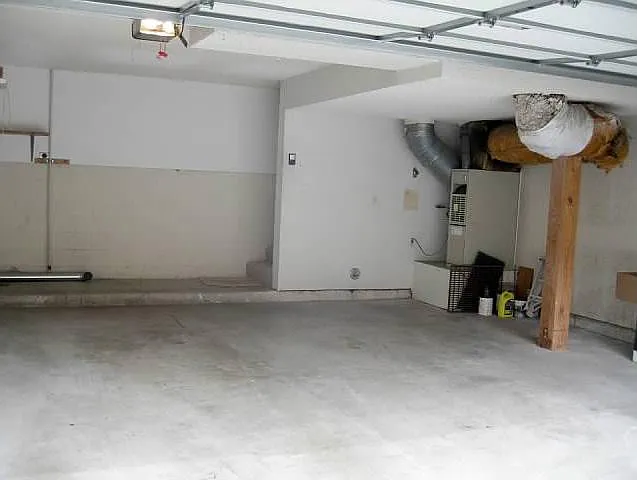 3181 Old Bridgeport Way — Photo 34
