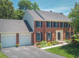 833 Shawnee Trace Ct, Cincinnati, OH 45255