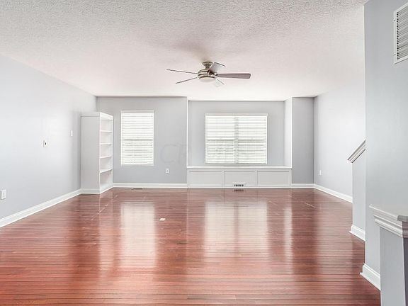 3rd image of 5918 Passage Creek Dr