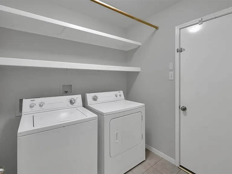 59 E Autumn Branch Cir — Photo 10