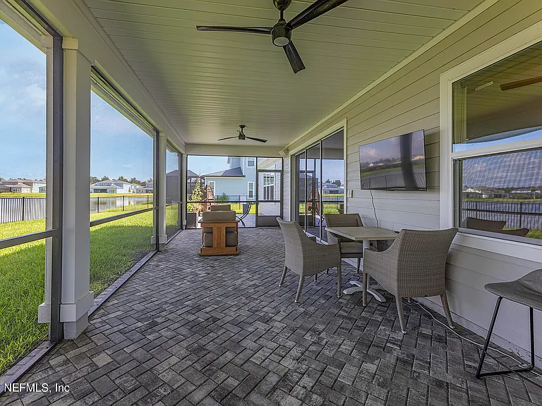 57 Waverly Way — Photo 16