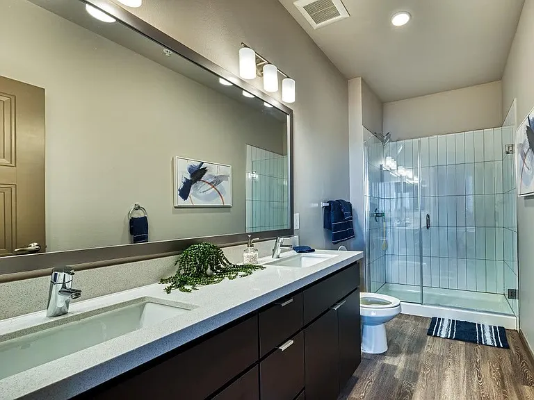 Cuvee Apartments — Photo 13