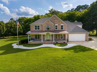 1406 Woodchuck Run NW, Fort Payne, AL 35967