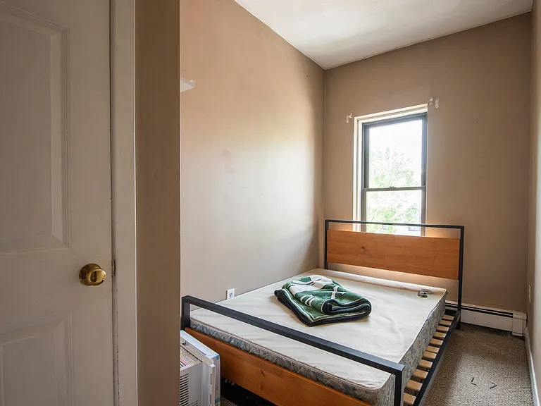 180 I St #2 — Photo 8