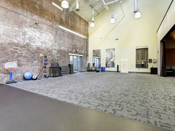 341 Monmouth Street image 16 of 17