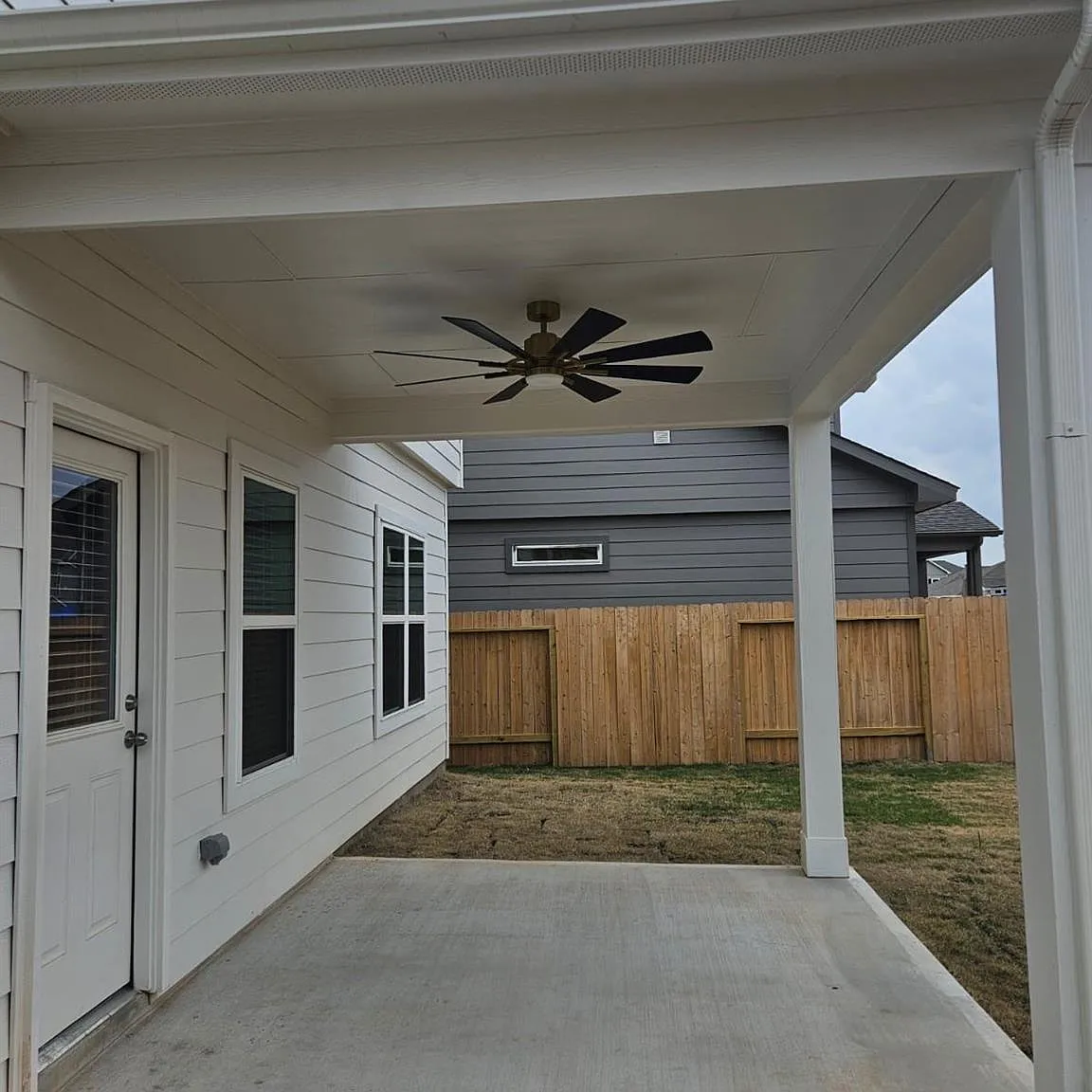 4 bed, 2.5 bath, $2,550 — Photo 4