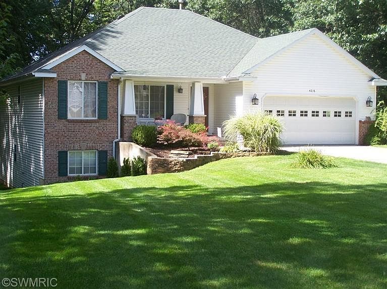 1st image of 4218 Beechwood Ct
