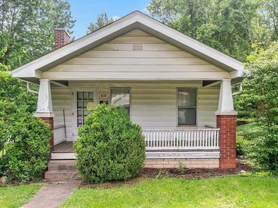 810 N Walnut St, Bloomington, IN, 47404