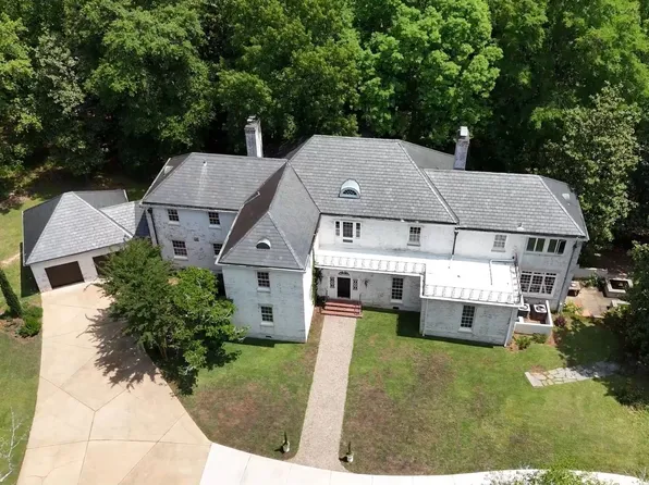 1464 Twin Pines Dr, Macon, GA 31211