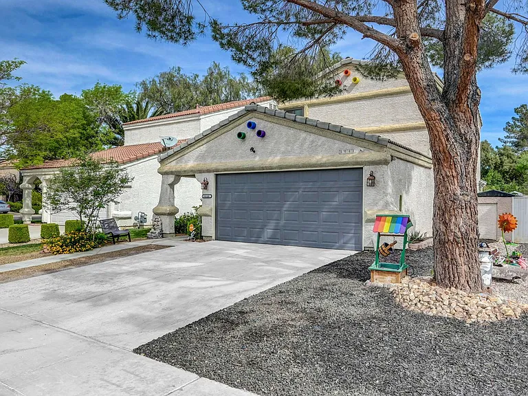 6644 Pepperidge Way — Photo 5