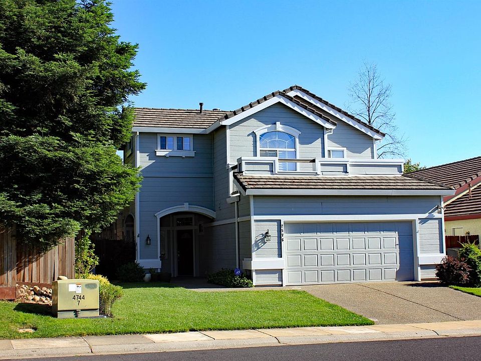 1st image of 2576 La Croix Dr