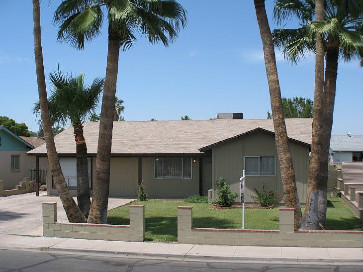 Mesa 3bd/2ba under 230K large 1800sqft home