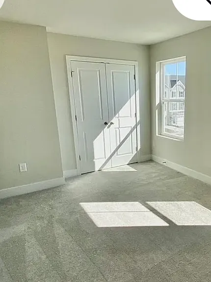 29362 Oxford Dr — Photo 10