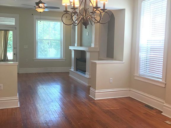 3rd image of 4042-4044 Arsenal St