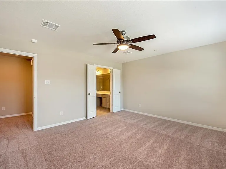 8016 Scanlan Trl — Photo 8
