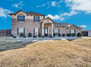 320 Berkeley Dr, Waxahachie, TX 75167