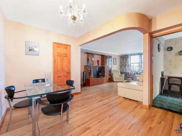 3060 Ocean Avenue image 1 of 9