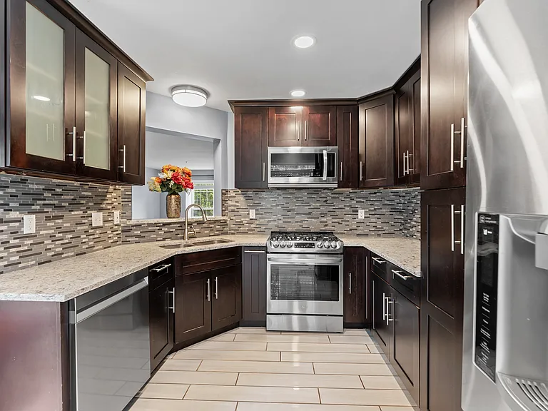 3336 Fordington Pl — Photo 13