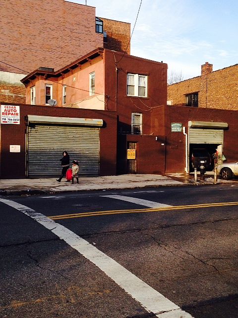 2nd image of 521 E New York Ave