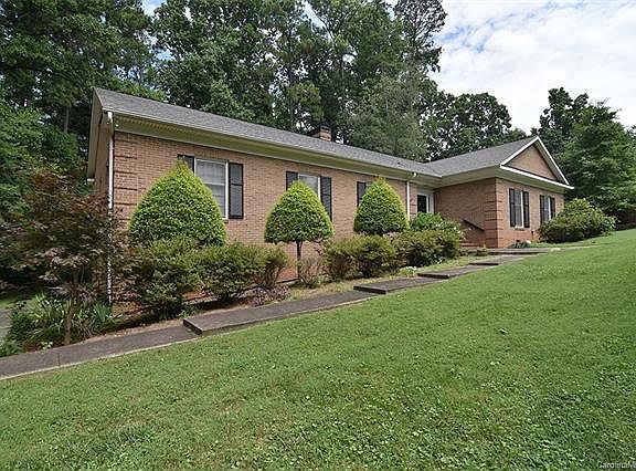 2nd image of 13131 Iris Dr