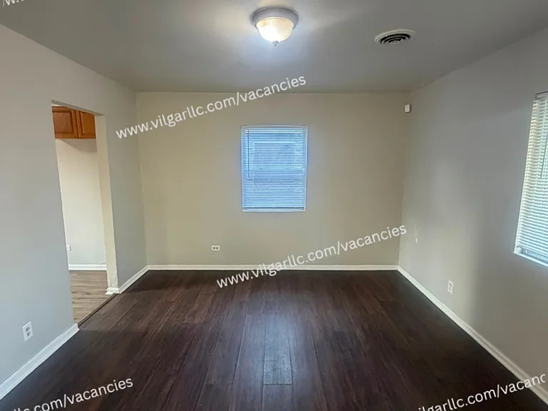 712 Taney St — Photo 7