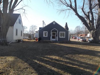 1517 College St, Yankton, SD, 57078
