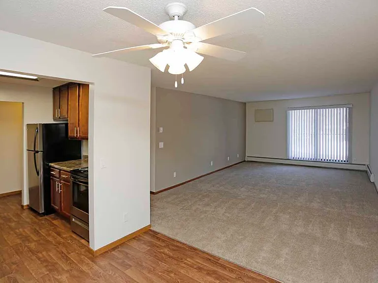 Eagle Ridge Apartments — Photo 39