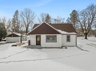 960 Jefferson St SE, Hutchinson, MN 55350