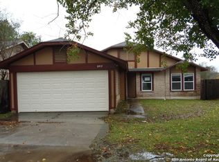 8417 Maple Ridge Dr, San Antonio, TX 78239