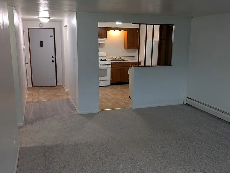 5 Grant Street — Photo 6