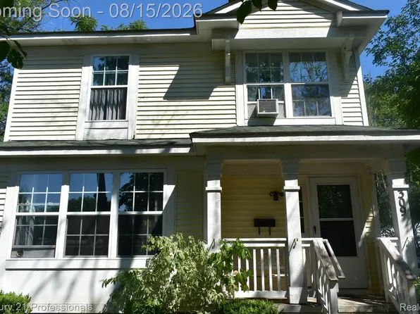 309 Russell St, Pontiac, MI 48342
