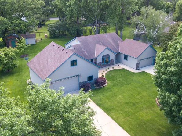 602 20th St N, Sartell, MN 56377