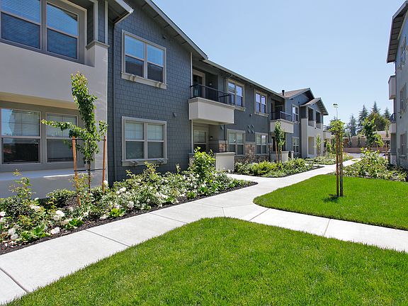 4th image of 703 Saratoga Dr #6372df37d