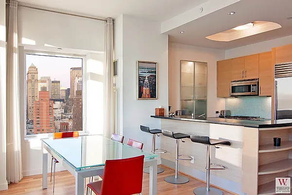 Sold by Wohlfarth & Associates Inc | media 15