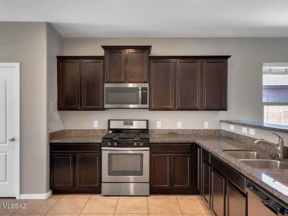 4th image of 11638 W Fayes Glen Dr