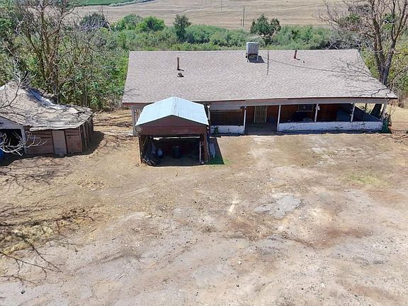 4th image of 17839 N Friant Rd