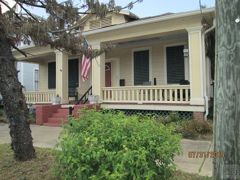 1st image of 1104 35th St