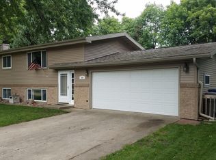 309 9th St SW, Spencer, IA 51301