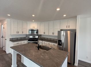 22322 S Cedar Dr, Channahon, IL 60410