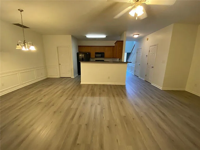 397 Creek Manor Way — Photo 13