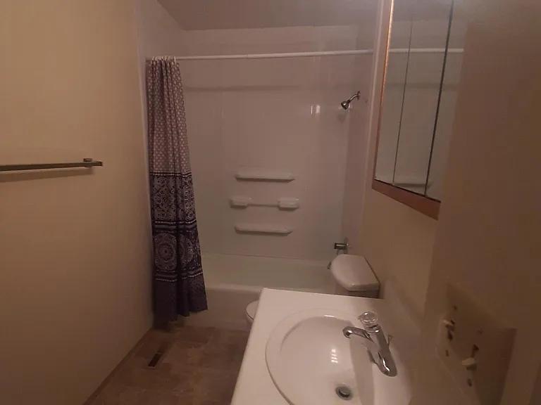 1000 Hespe Dr #11 — Photo 6
