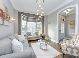 8 Bainsville Cir, Brampton, ON L6P 3A5