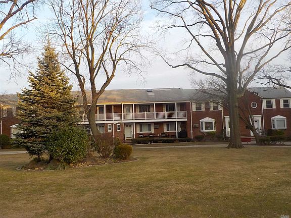3rd image of 247-46 77th Cres #1