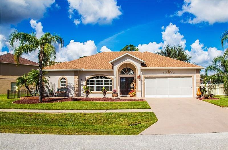 1st image of 535 Pinehurst Cv